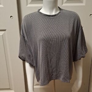 Tres Bien Gray Short Baloon Sleeve Tee